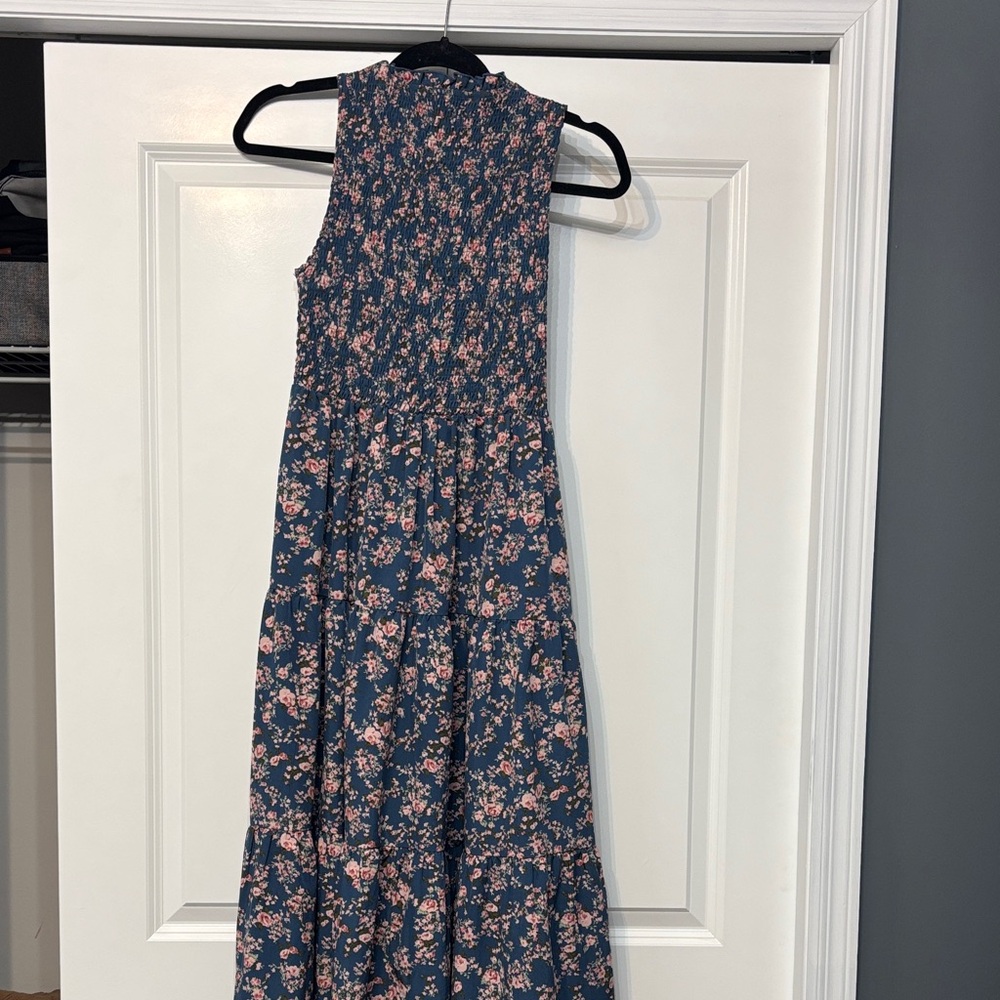 Floral Sleeveless Maxi Dress